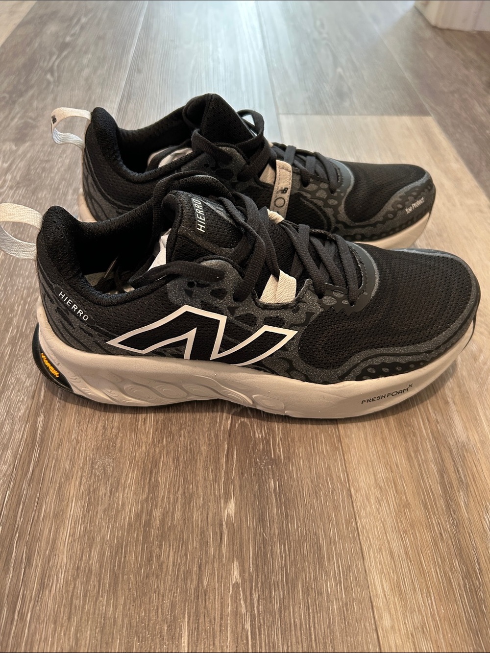 New Balance Black & White Running Sneakers
